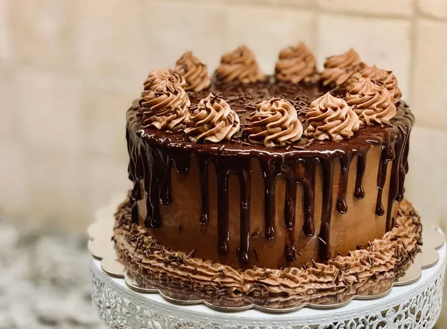 کیک شکلاتی جشن، تصویر نمونه