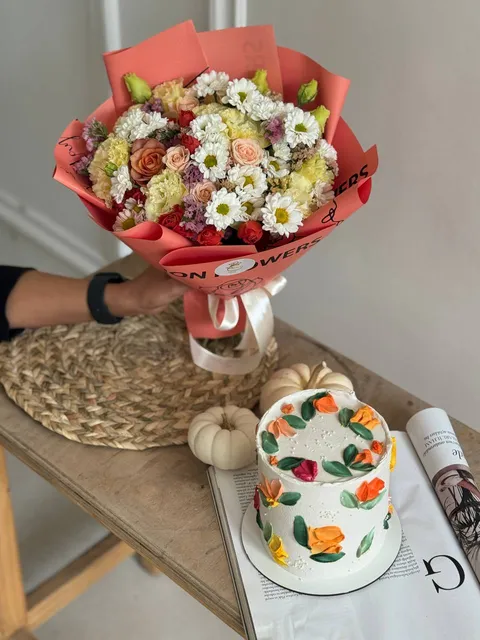 ست دسته گل و کیک